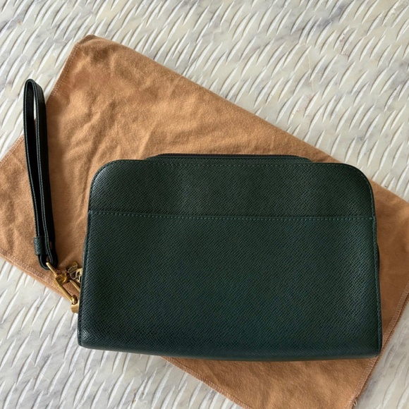 Authentic Louis Vuitton Taiga Pochette Baikal - Picture 8 of 12